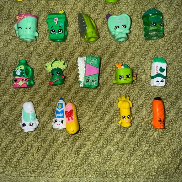 Shopkins! - Picture 3 of 3